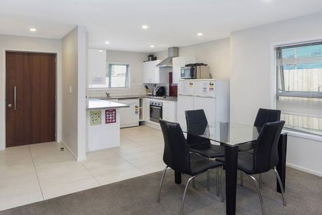 Photo of property in 6a Tonga Place, Riccarton, Christchurch, 8041