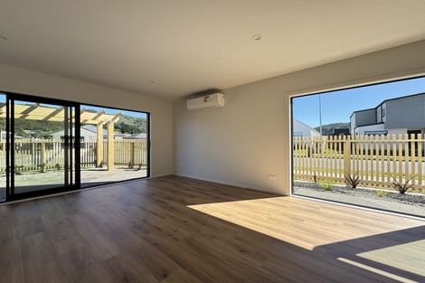 Photo of property in 15 Te Ara O Toroa, Wainuiomata, Lower Hutt, 5014