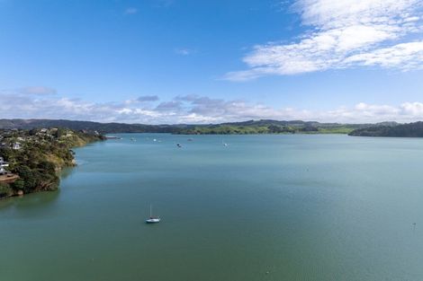 Photo of property in 22 Cambrae Road, Raglan, 3225