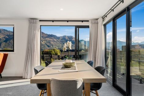 Photo of property in 6 Platinum Ridge, Wanaka, 9305