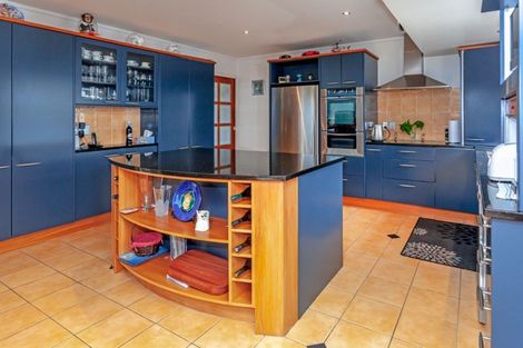 Photo of property in 133 Bruce Wallace Place, Whangamata, 3620