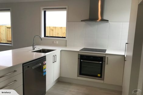 Photo of property in 15 Fontana Street, Papamoa, 3118