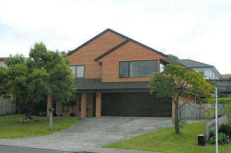 Photo of property in 60 Garton Drive, Massey, Auckland, 0614