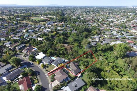 Photo of property in 12 Mclaren Place, Chedworth, Hamilton, 3210