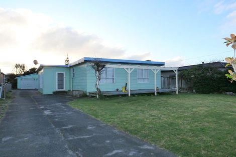 Photo of property in 27 Moana Street, Otaki Beach, Otaki, 5512