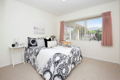 Photo of property in 2/39 Tarnica Road, Northpark, Auckland, 2013