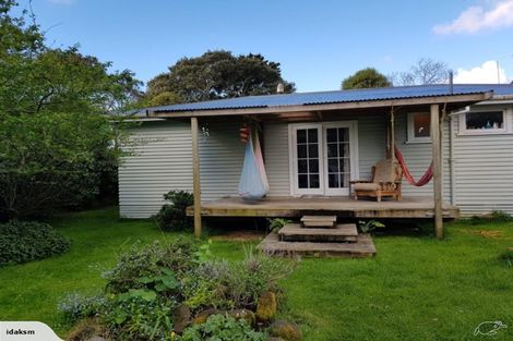 Photo of property in 12a Carthew Street, Okato, 4335