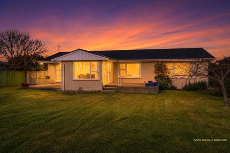 Photo of property in 22 Rossiter Avenue, Redwood, Christchurch, 8051