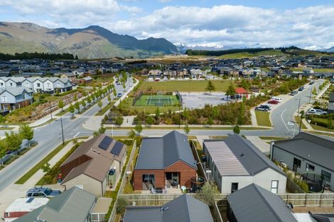 Photo of property in 4 Mount Burke Street, Wanaka, 9305