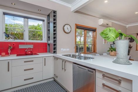 Photo of property in 3 Coronation Street, Belmont, Auckland, 0622