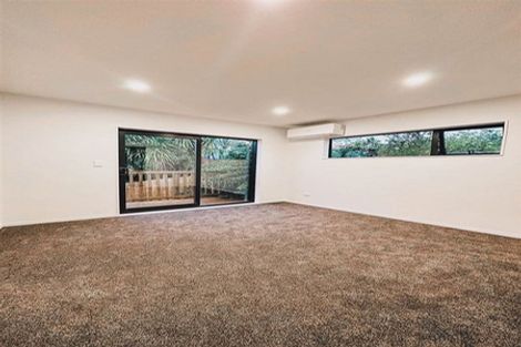 Photo of property in 21f Craigbank Avenue, New Lynn, Auckland, 0600