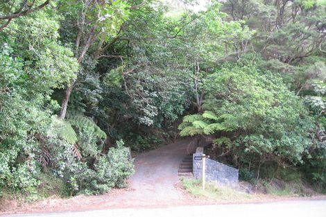 Photo of property in 28 Wood Bay Road, Titirangi, Auckland, 0604