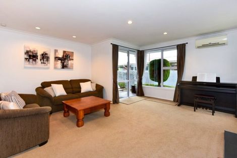 Photo of property in 16 Wendover Street, Bishopdale, Christchurch, 8053