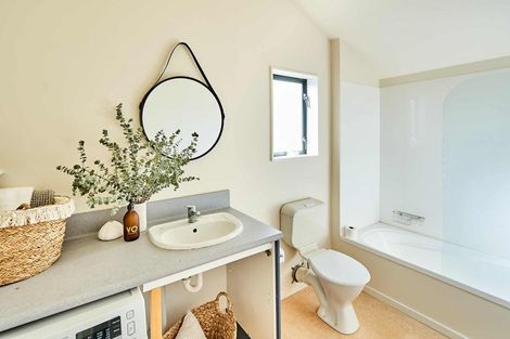 Photo of property in Courtenay Mews Apartments, 19/14 Alpha Street, Te Aro, Wellington, 6011