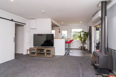 Photo of property in 1 Watson Street, Green Island, Dunedin, 9018