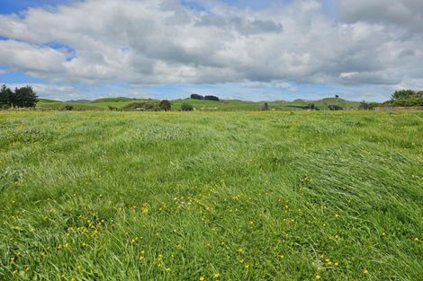 Photo of property in 56 Oparatai Road, Mangatainoka, Pahiatua, 4982