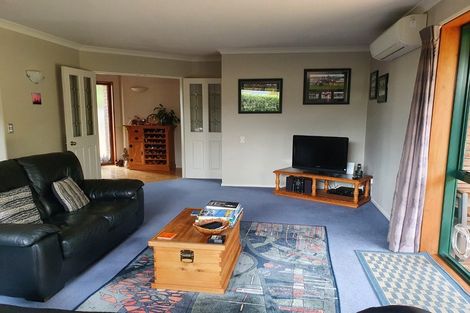 Photo of property in 13 Panckhurst Drive, Woodend, 7610