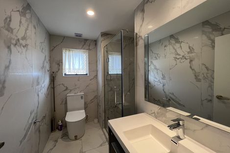 Photo of property in 1 Peony Mews, Oteha, Auckland, 0632