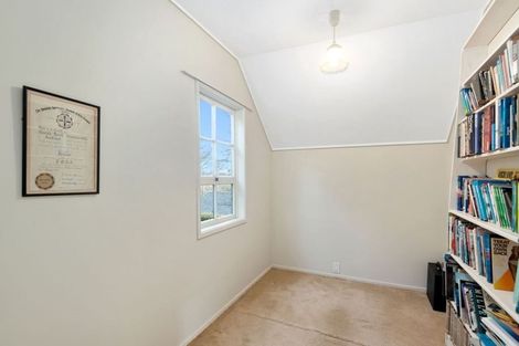 Photo of property in 3 Crete Avenue, Milford, Auckland, 0620