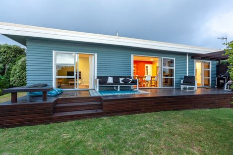 Photo of property in 12 Allen Road, Raumati Beach, Paraparaumu, 5032