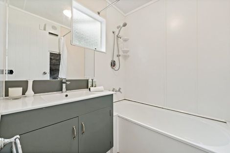 Photo of property in 60 Pebble Brook Road, Waitoki, Silverdale, 0994