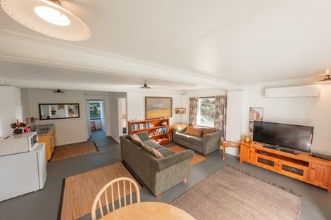 Photo of property in 19 Diamond Drive, Tairua, 3508