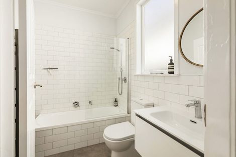 Photo of property in 9 Te Whiti Street, Kilbirnie, Wellington, 6022