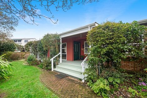 Photo of property in 11 Patricia Avenue, Hamilton East, Hamilton, 3216