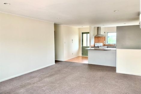 Photo of property in 3 Benton Place, Manurewa, Auckland, 2102
