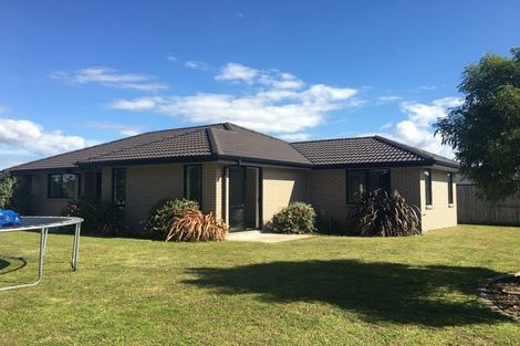Photo of property in 182 Doncaster Drive, Papamoa Beach, Papamoa, 3118