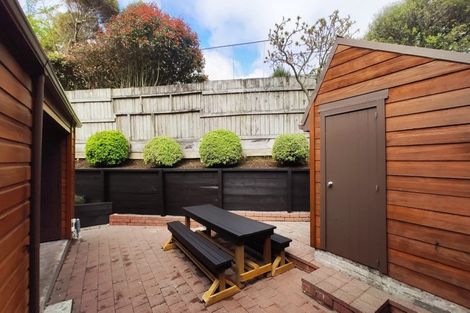 Photo of property in The Triangle, 9/33 Halswater Drive, Churton Park, Wellington, 6037