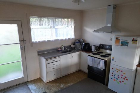 Photo of property in 8 Springfield Street, Forrest Hill, Auckland, 0620