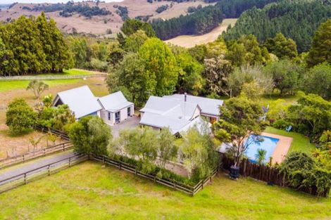 Photo of property in 347 Taylor Road, Helensville, Waimauku, 0882