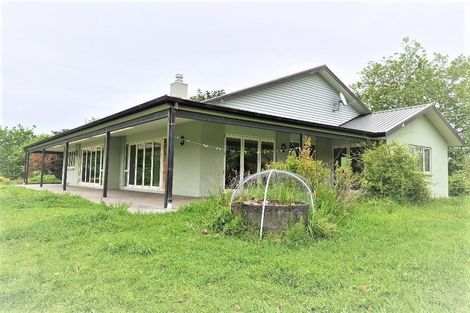 Photo of property in 60 Sidwell Road, Wainui, 0932