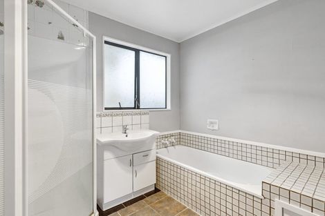 Photo of property in 5a Warrimoo Street, Paraparaumu, 5032