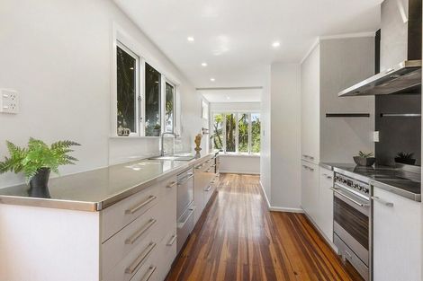 Photo of property in 63 Gordon Road, Plimmerton, Porirua, 5026