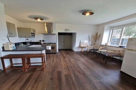 Photo of property in 179 Pacific Road, North New Brighton, Christchurch, 8083