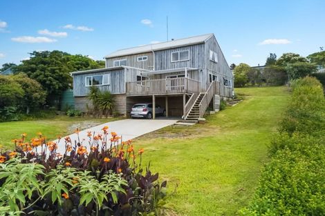 Photo of property in 43 Cable Bay Block Road, Cable Bay, 0420