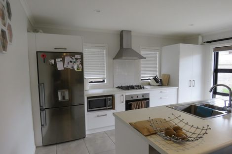 Photo of property in 70 Sylvester Crescent, Flagstaff, Hamilton, 3210