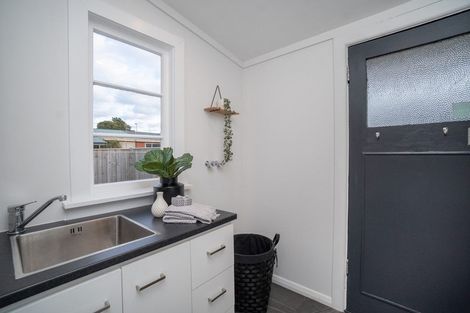 Photo of property in 136 Heretaunga Street, Palmerston North, 4414