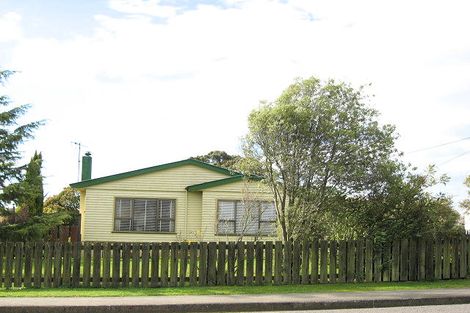 Photo of property in 18 Lake View Road, Waipukurau, 4200