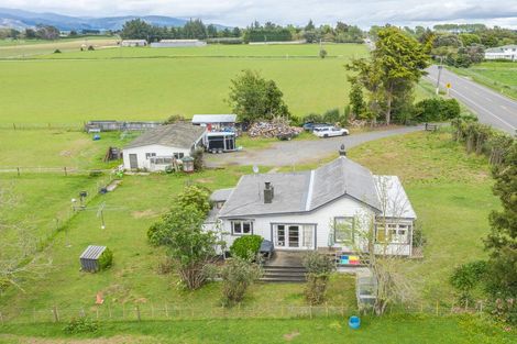 Photo of property in 156 Arapaepae Road, Levin, 5510