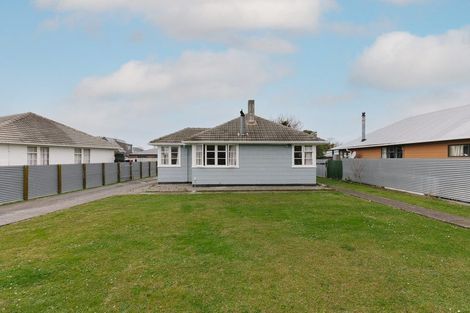 Photo of property in 45 Tweed Street, Roslyn, Palmerston North, 4414