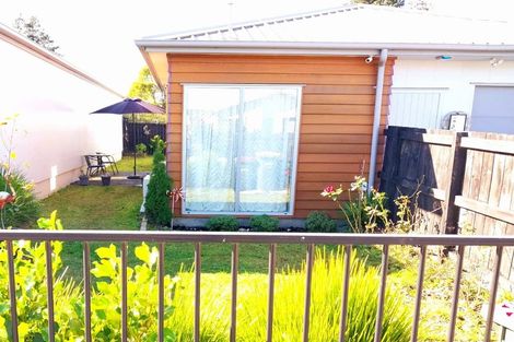 Photo of property in 41 Regiment Road, Papakura, 2110