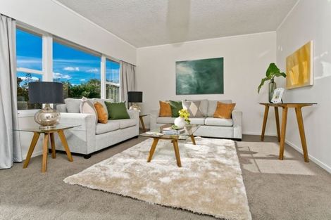 Photo of property in 2/31 Beatrice Avenue, Hillcrest, Auckland, 0627