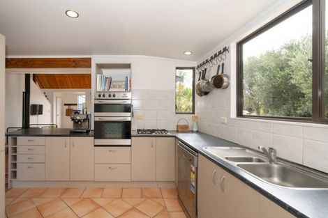 Photo of property in 15 Protea Crescent, Whitianga, 3510