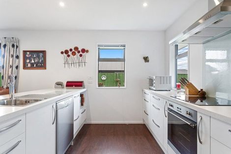 Photo of property in 10 Papawai Drive, Rangiora, 7400