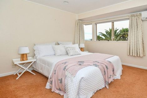 Photo of property in 5 Silkwood Grove, Totara Heights, Auckland, 2105