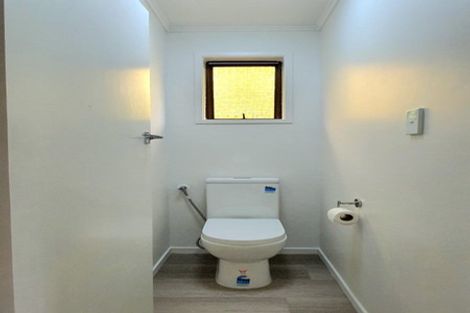 Photo of property in 19 Glen Norman Avenue, Henderson, Auckland, 0610