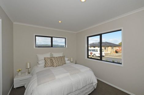 Photo of property in 89 Riverstone Drive, Riverstone Terraces, Upper Hutt, 5018